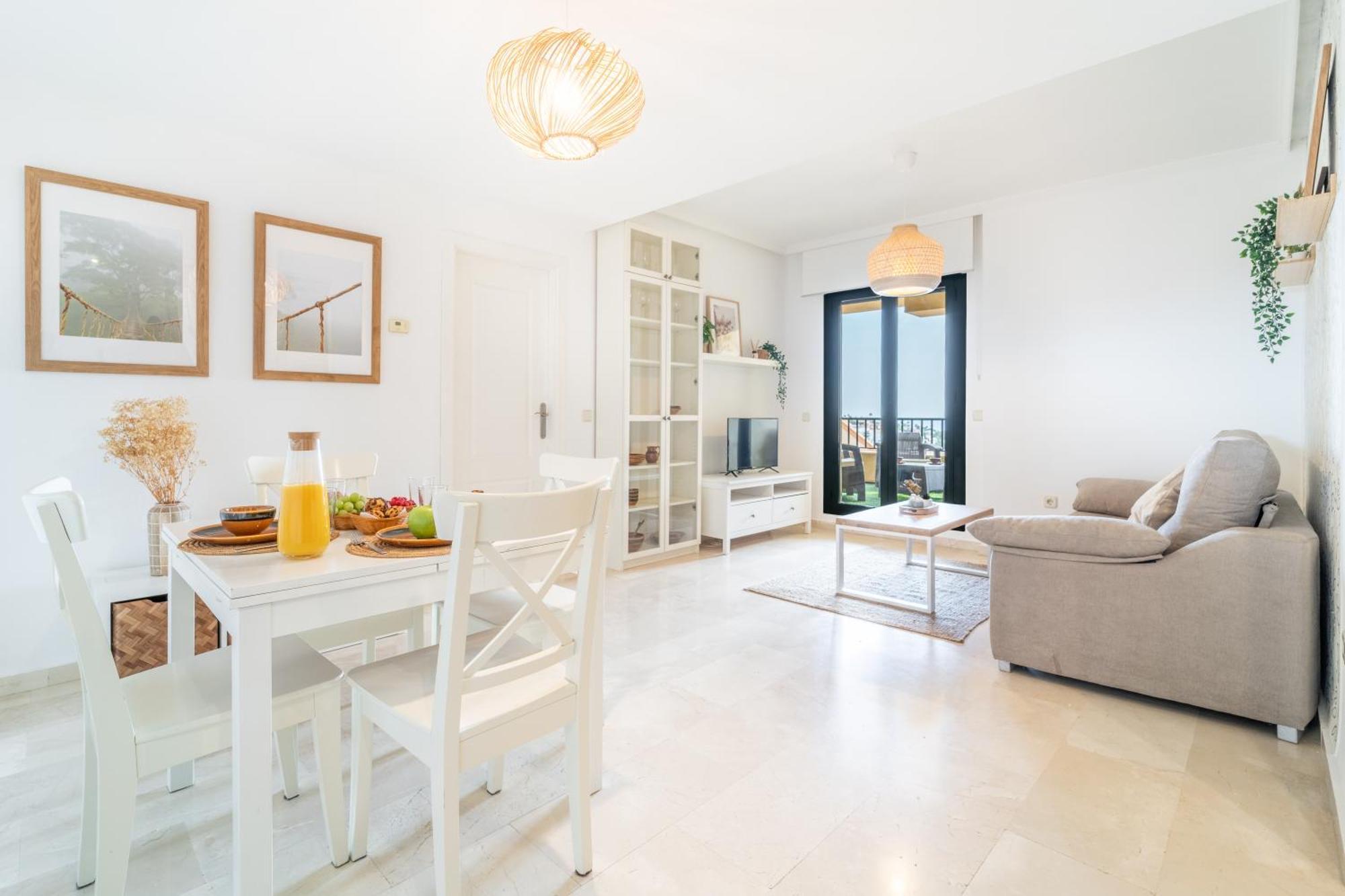 Fabulous Golf Front Apartment With Pool And Seaview 베날마데나코스타 외부 사진